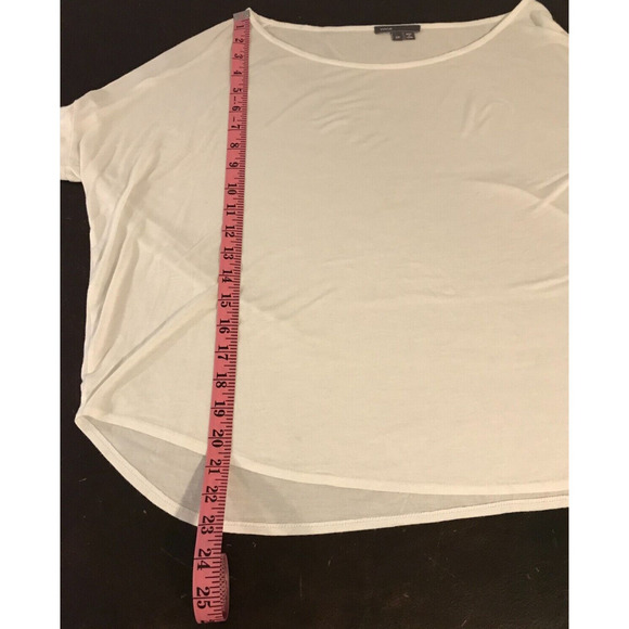 Vince Women's Long Sleeve White Scoop Neck Shirttail Hem Top - Size Small - Picture 7 of 9